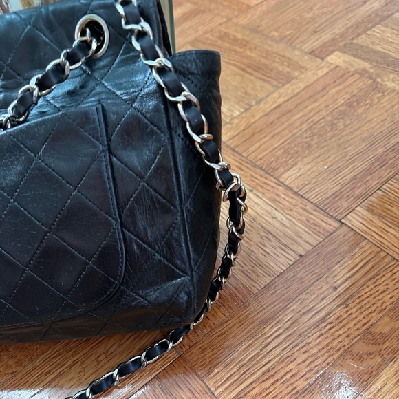 Vintage 1989 Chanel medium classic flap - Picture 7 of 16